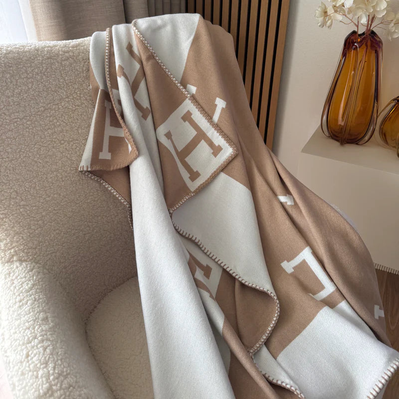 Luxury Wool-Cashmere Throw
